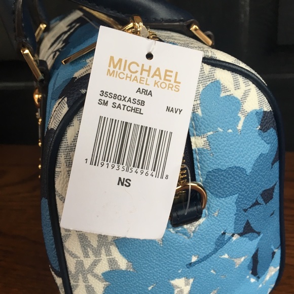 Michael Kors Aria Satchel- New with tags! - Picture 3 of 5